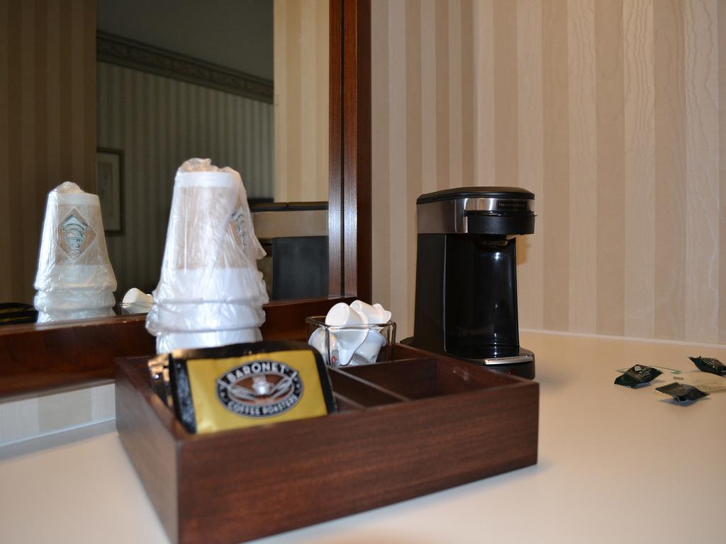 Haworth Inn & Conference Center 홀랑 객실 사진