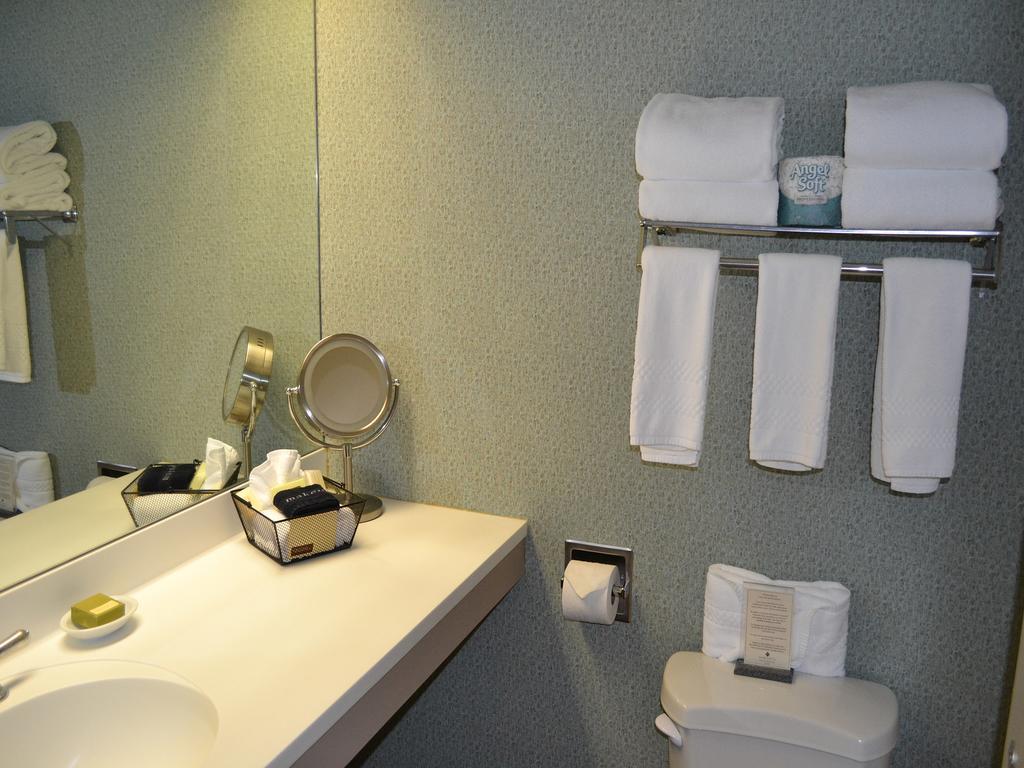 Haworth Inn & Conference Center 홀랑 객실 사진