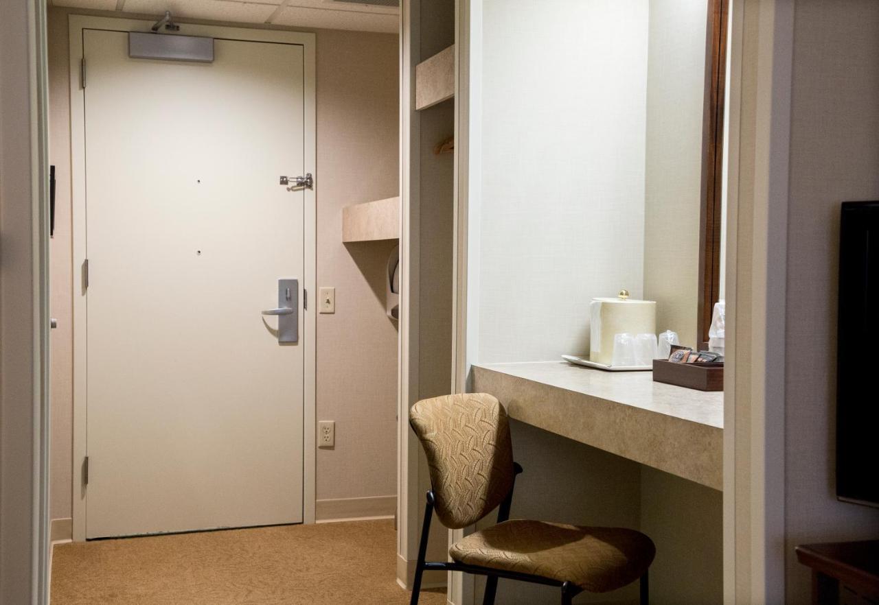 Haworth Inn & Conference Center 홀랑 외부 사진